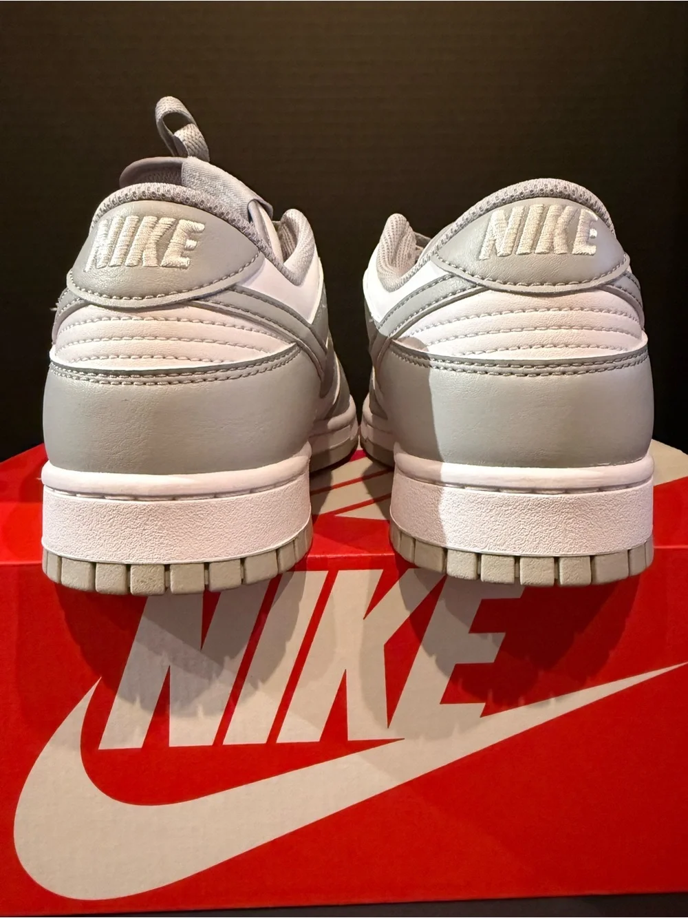 Nike Men’s Light Grey smoke  and White Low-Top Sneakers